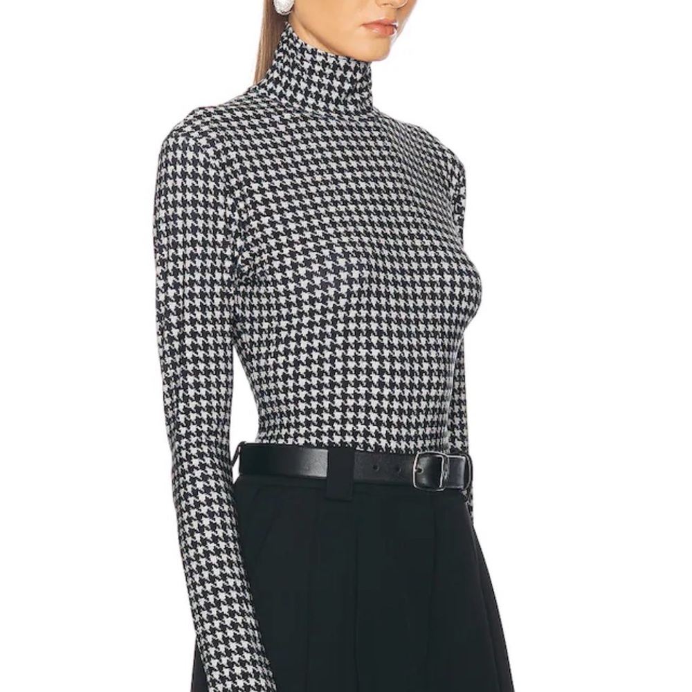 Norma Kamali Black and White Houndstooth Long Sleeve Top